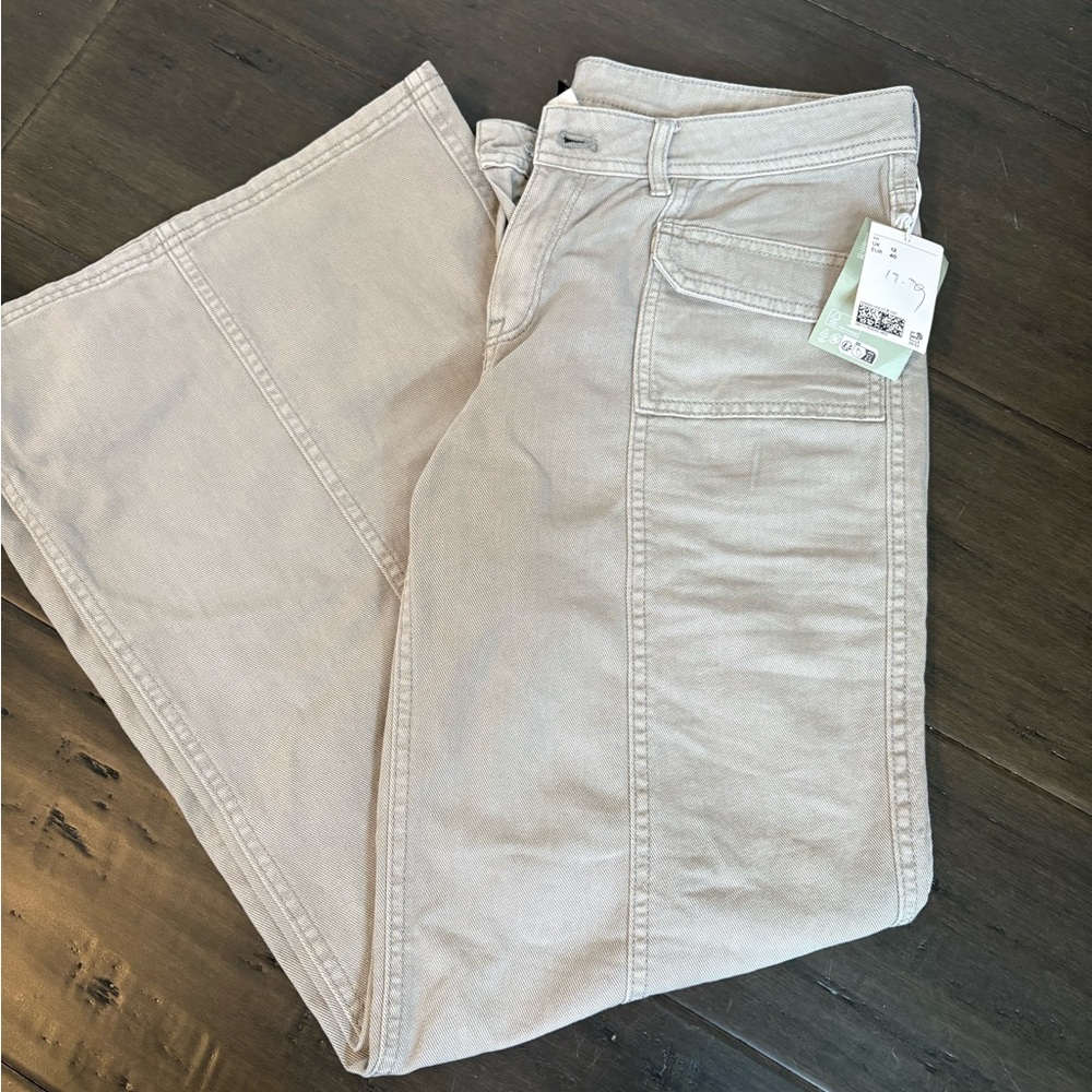 H&M Seafoam Green Jeans from London